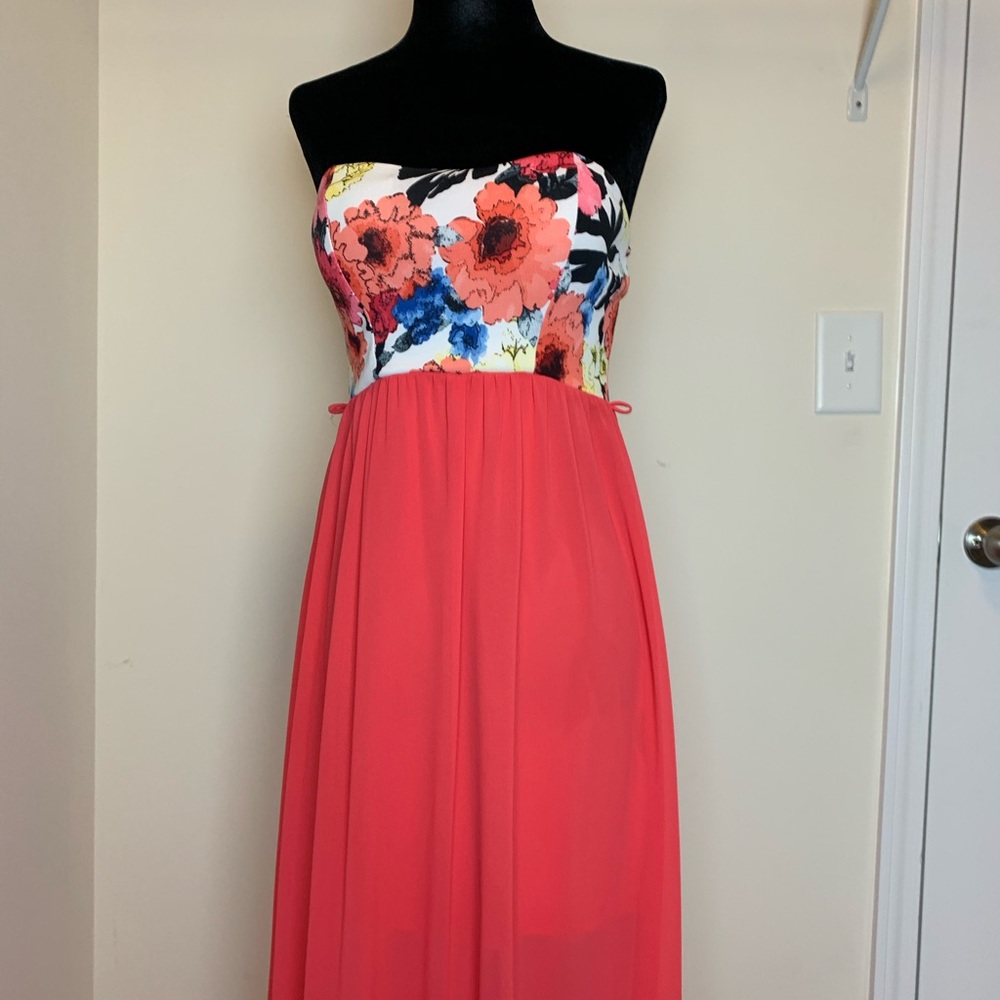 Coco Avante strapless maxi dress